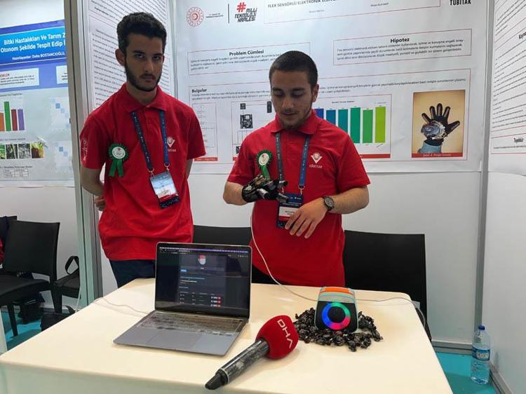 PROJEMİZDE BİR İŞİTME ENGELLİDEN ETKİLENDİM