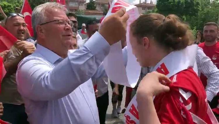 EDİRNEDE COŞKUYLA KARŞILANDI