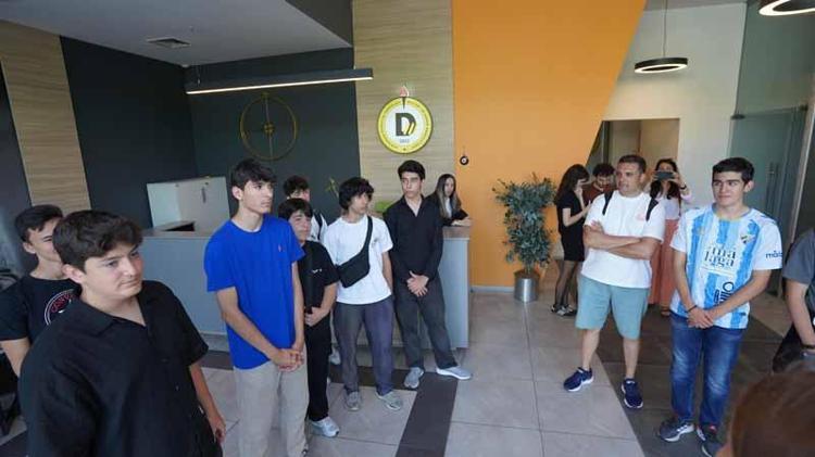 ERTOĞAN: DÜNYA VATANDAŞI YETİŞTİRİYORUZ