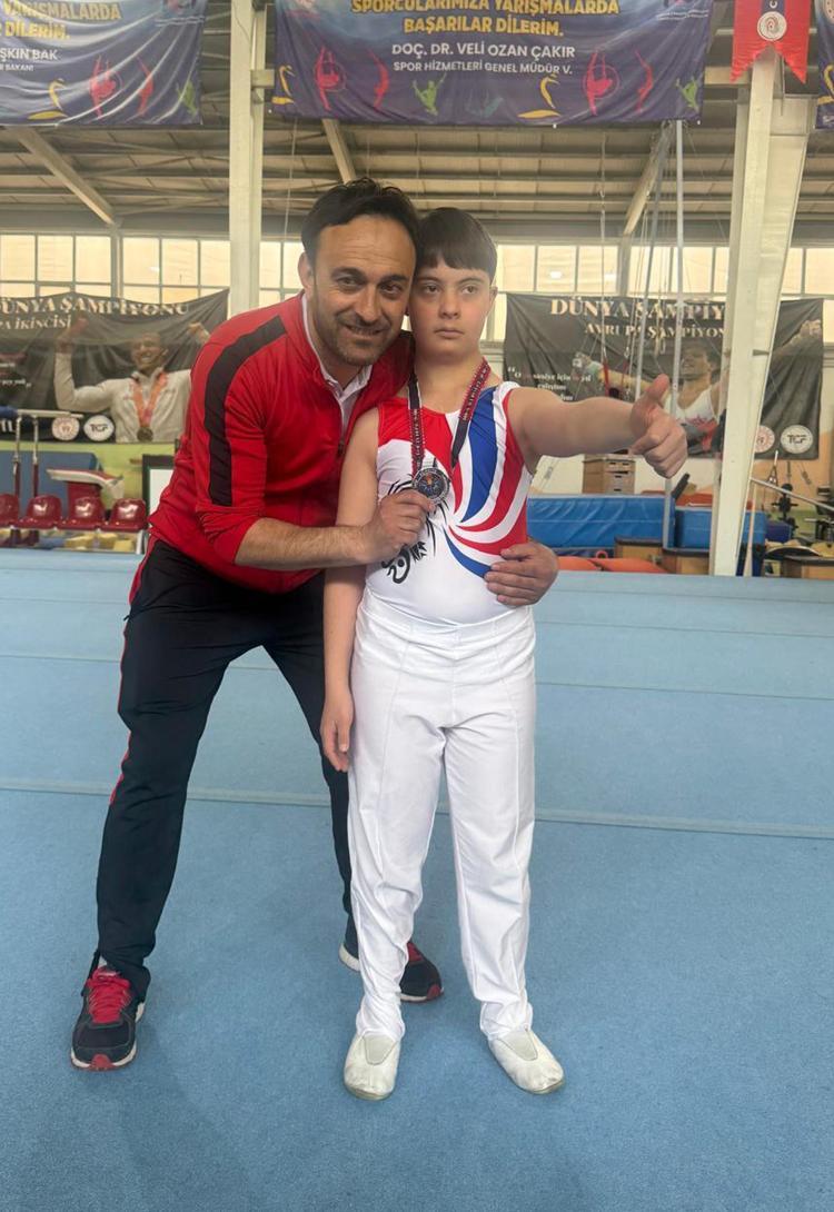 HEDEF, DÜNYA ŞAMPİYONASI