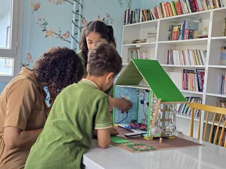 BAZI ZORLUKLAR YAŞADIK