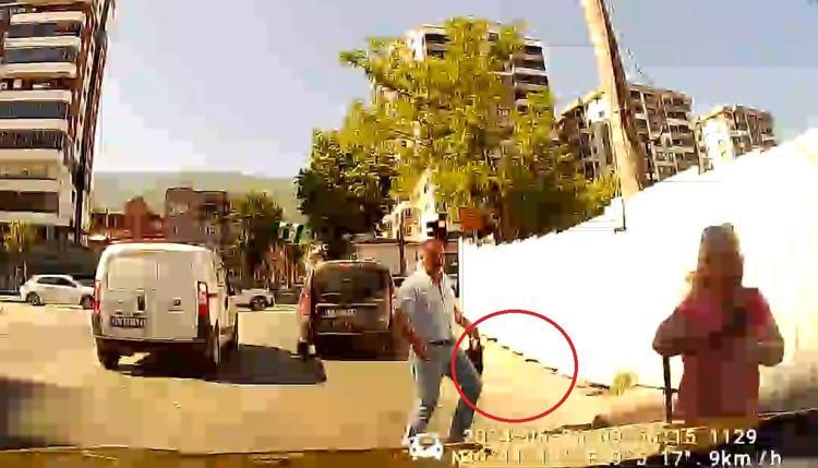 TABUTUM KADINLARIN ELLERİNDE TAŞINACAK