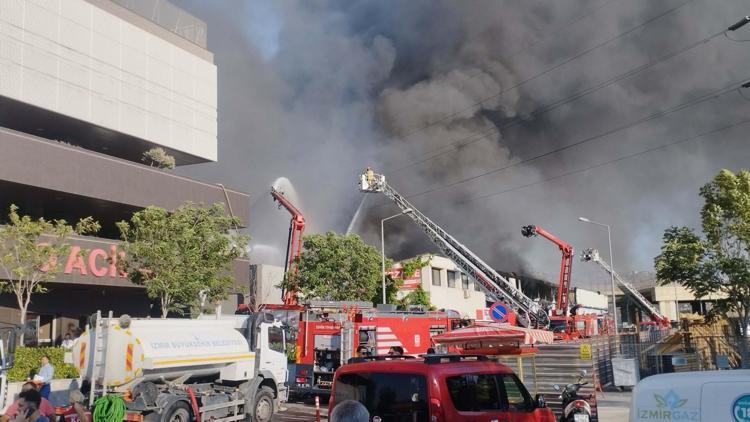DEPODAKİ YANICI MADDELER DE TUTUŞMUŞ