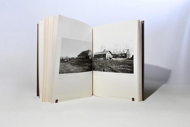 ‘FOTOĞRAF VASITASIYLA KENDİNİ DIŞARIYA ANLATMA KAYGISI VAR’