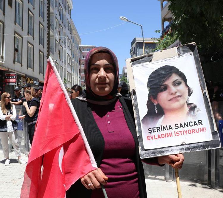 ANNELER GÖZYAŞI DÖKMESİN