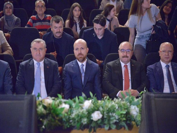 HERKES KİMLİĞİNİ GELECEK NESİLLERE AKTARABİLSİN