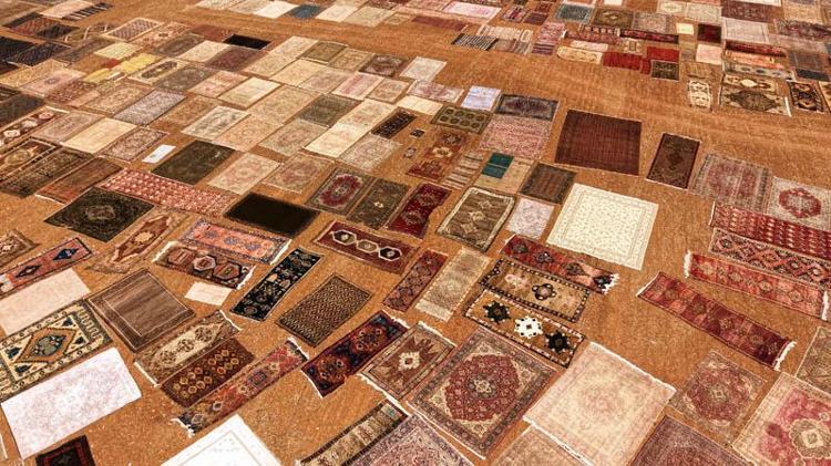 HALILARIN AYLAR SÜREN SERÜVENİ