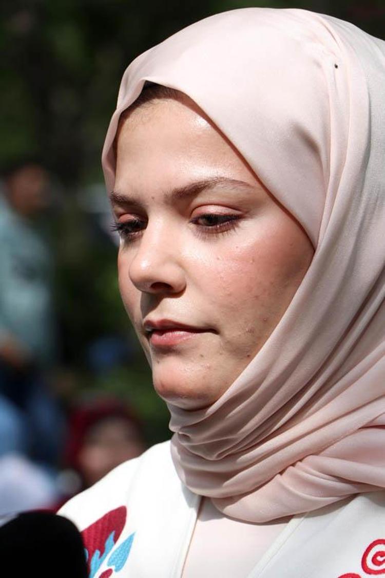 ‘İLERİDE ŞEHRİMİ YENİDEN İNŞA ETMEYE KATKI SAĞLAMAK İSTİYORUM’