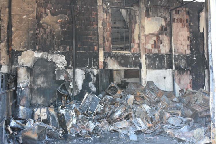 ALEVLER 2 AYRI SİTEYE SIÇRADI