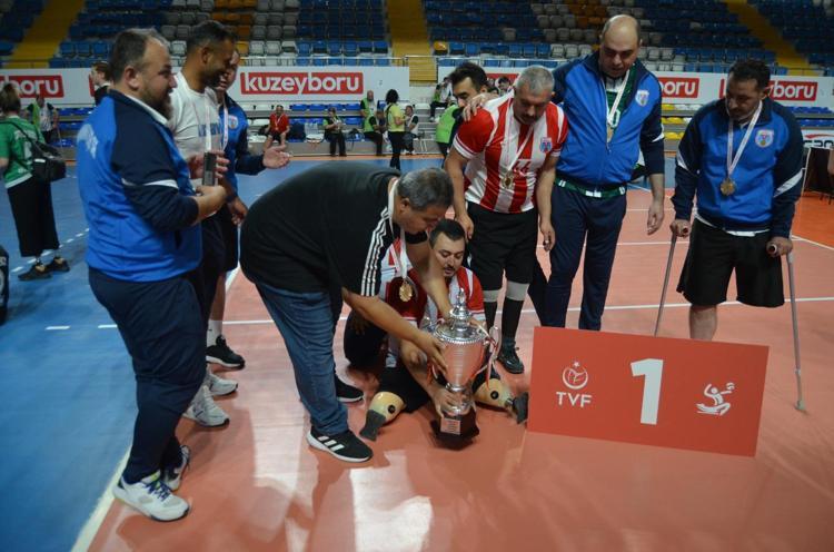 YENİ OLMAMIZA RAĞMEN ŞAMPİYON OLDUK