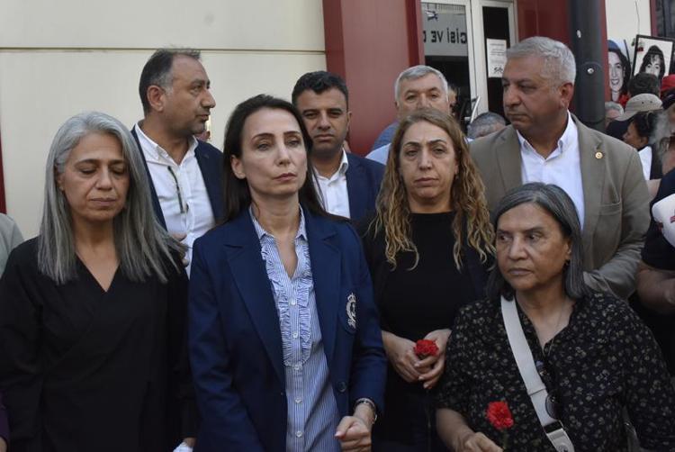 SARIGÜL: BARIŞ DÜNYADA HAKİM OLSUN