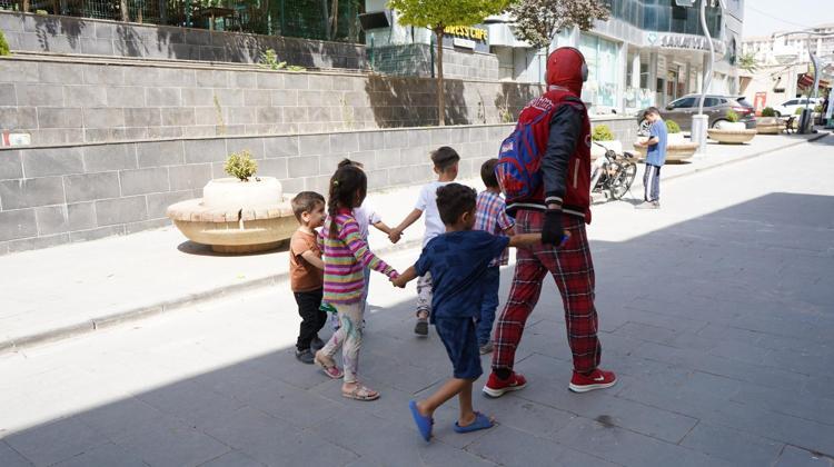 2 BİN 714 GÜNDÜR YOLLARDAYIM