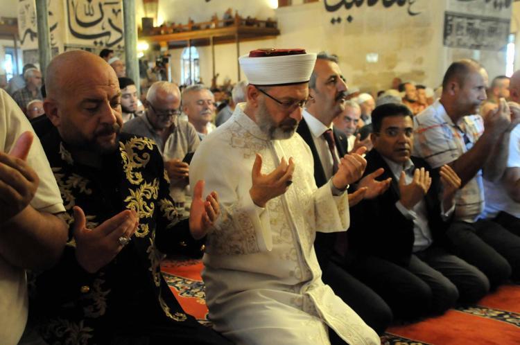 BİRLİK VE BERABERLİĞE ZARAR VERECEK HER TÜRLÜ DAVRANIŞTAN UZAK DURMALIYIZ