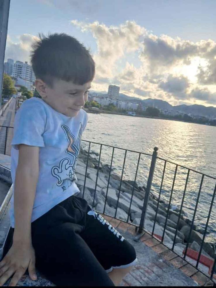 ‘OĞLUM ÖNCEDEN DÜŞTÜĞÜ ZAMAN KORKUYORDUM ŞİMDİ KORKMUYORUM’