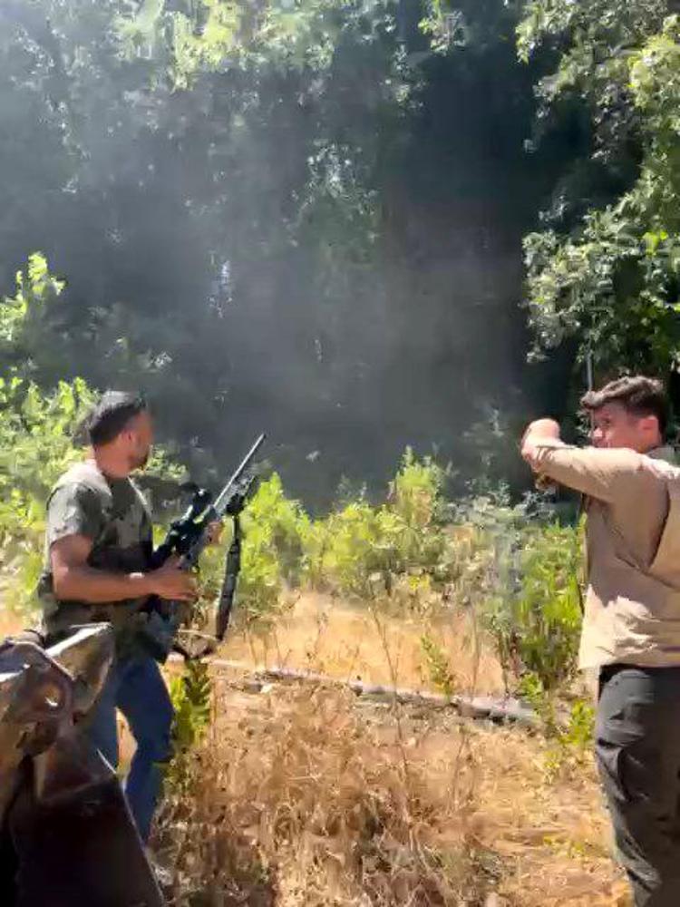 ASLANLA MÜCADELESİNİ ANLATTI