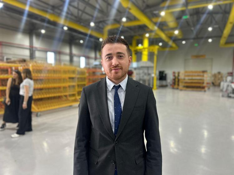 İBİŞSOY: TÜM SANAYİ BÖLGELERİMİZDEKİ HEDEF GAYRİ PETROL HASILASINI ARTIRMAK