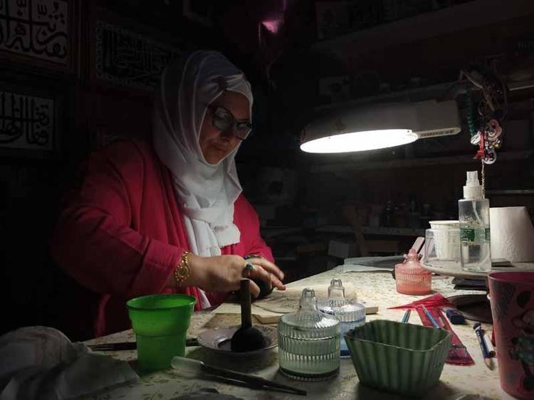 ‘BABAMIN RİCASIYLA MUHASEBECİLİK OKUMUŞTUM’