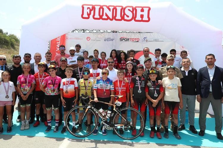 BU DESTAN HAFIZALARDA DİRİ TUTULMALIDIR