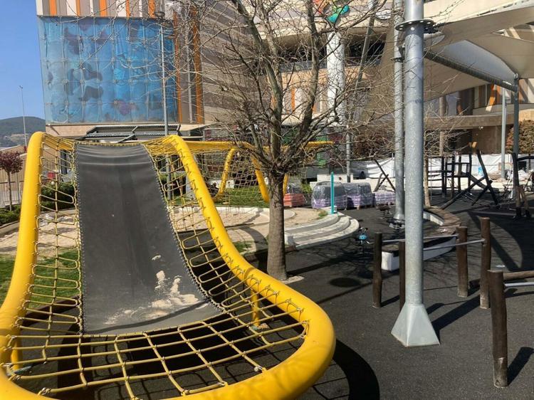 ÇOCUKLAR SAKAT KALSIN İSTEMİYORUZ