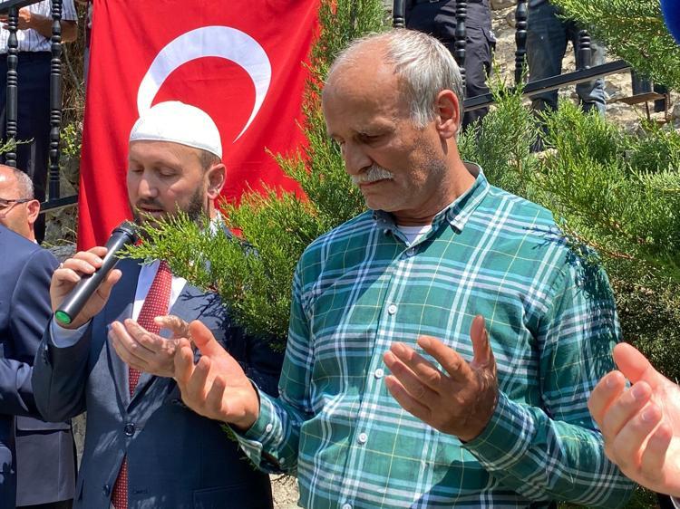 ÇOK DEĞERLİ BİR EVLATTI