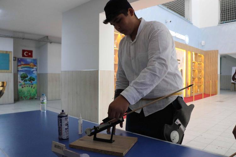 ‘OKLARI KENDİMİZ TAMİR EDİYORUZ’