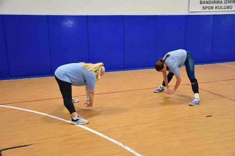 ‘HATALARIMI EN ÇOK ONLAR GÖRÜYOR’