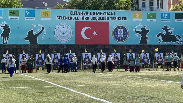 OKÇULUKLA STRES ATIYORLAR