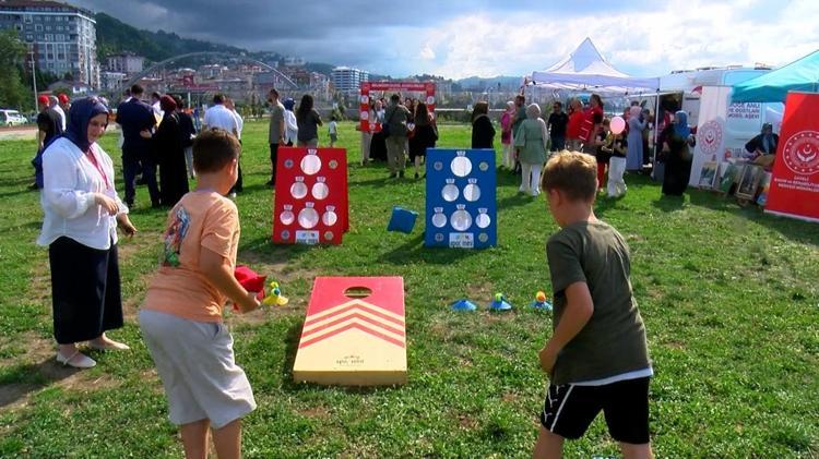 KENDİNİ KİMSESİZ HİSSEDEN HER KİŞİNİN KİMSESİ TÜRK MİLLETİDİR