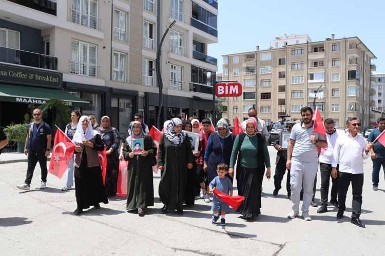 ÇOCUKLARIMIZ İÇİN HAZIRLIK YAPIYORUZ