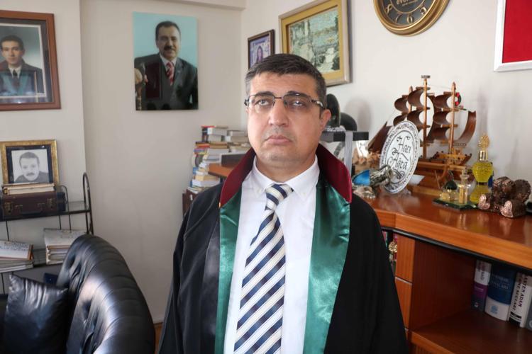 ‘KENDİMİ YABANCI GİBİ HİSSETTİM’