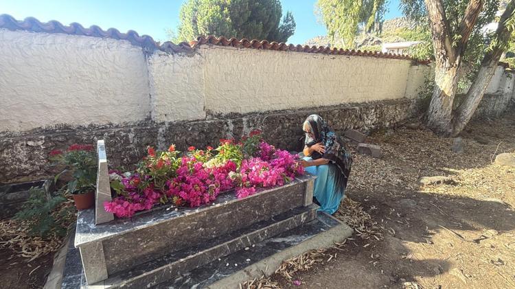 ÖLÜMÜNÜN 1’İNCİ YILINDA MEZARI BAŞINDA ANILDI
