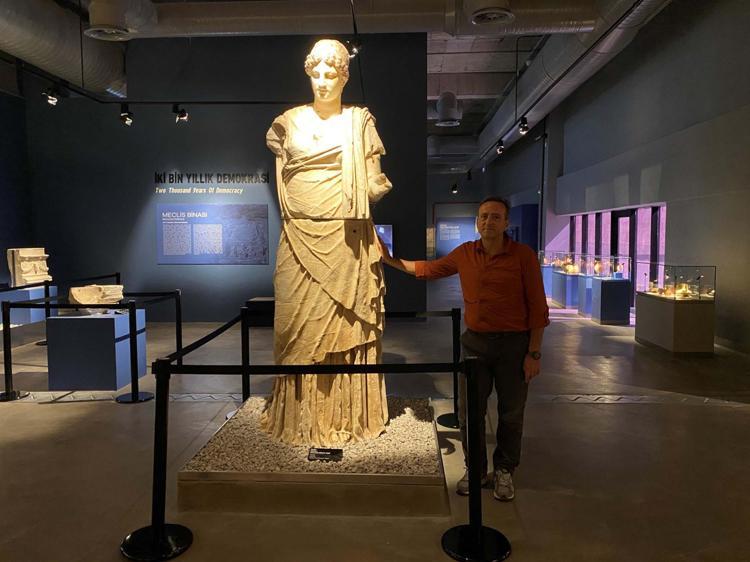 POZİSYONLARI ANTİK DÖNEMDEKİ GİBİ