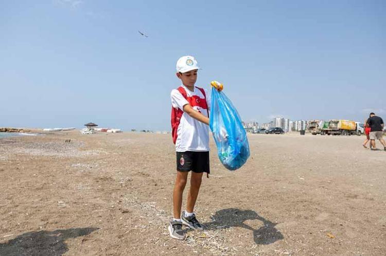 TEMİZ BİR MEZİTLİ İÇİN EL ELE VERDİK