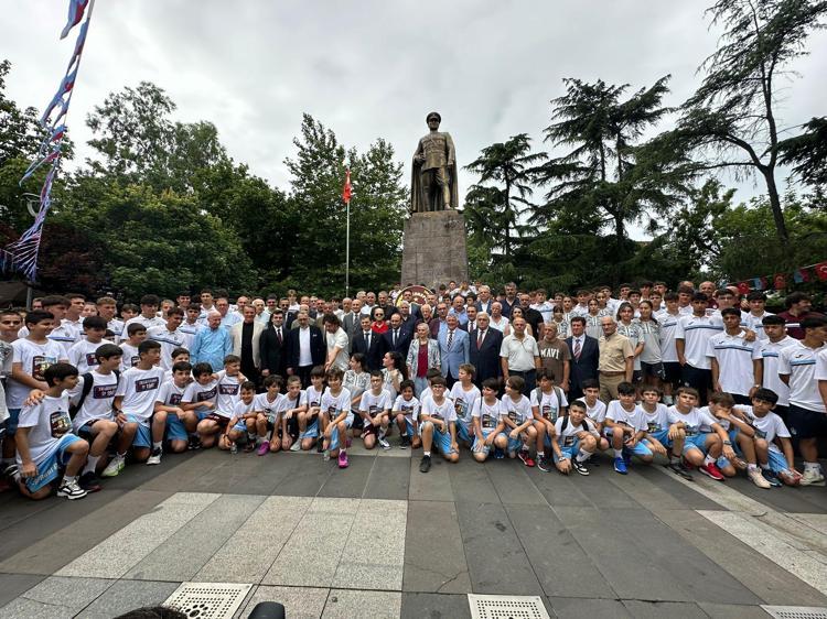 SİBEL SUİÇMEZ: TRABZONSPOR BİR DESTANDIR