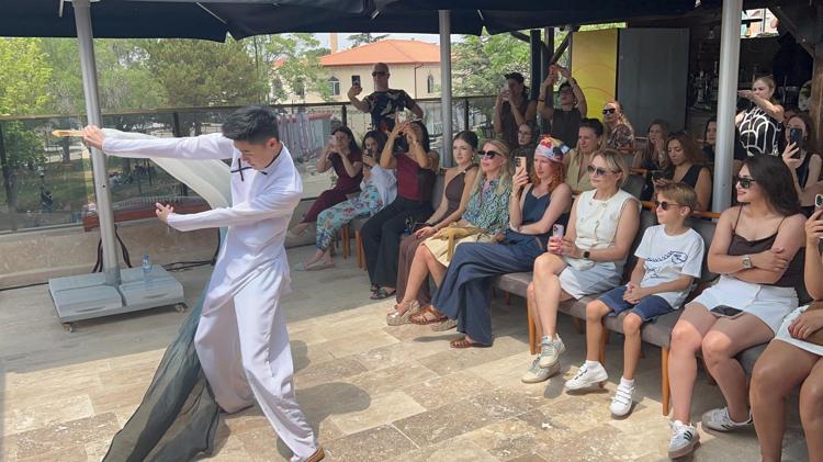 ÇİN DANSI VE SEMA GÖSTERİSİ