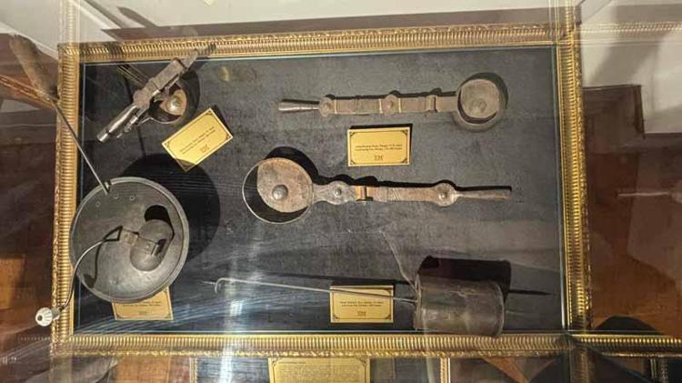 ZİYARETÇİLER, KAHVE İLE ALAKALI TÜRKÜLERİ DİNLEYEBİLECEK