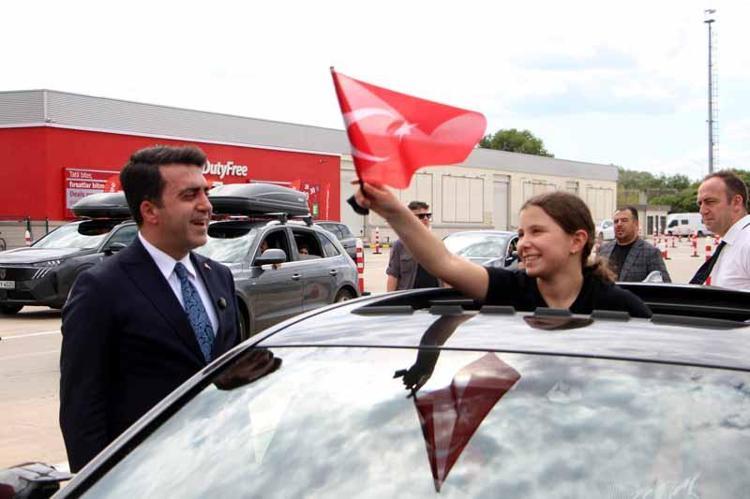 ‘GİRİŞ ÇIKIŞLAR HER YIL BİRAZ DAHA ARTIYOR’