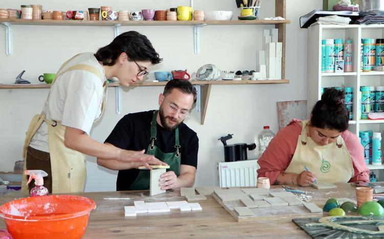 ‘HER AY 50 KİŞİYE EĞİTİM VERİYORUZ’