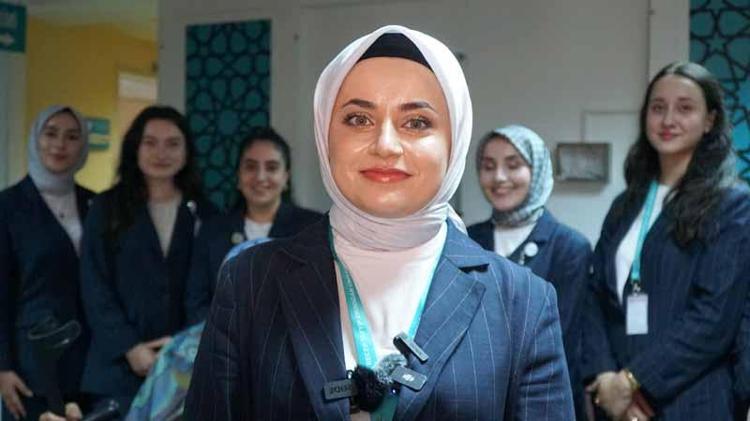 ‘GÜLER YÜZ İYİLEŞTİRİR’