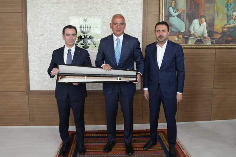 ‘KADİM TOPRAKLAR ARTIK HUZURSUZLUKLA ANILMAYACAK’