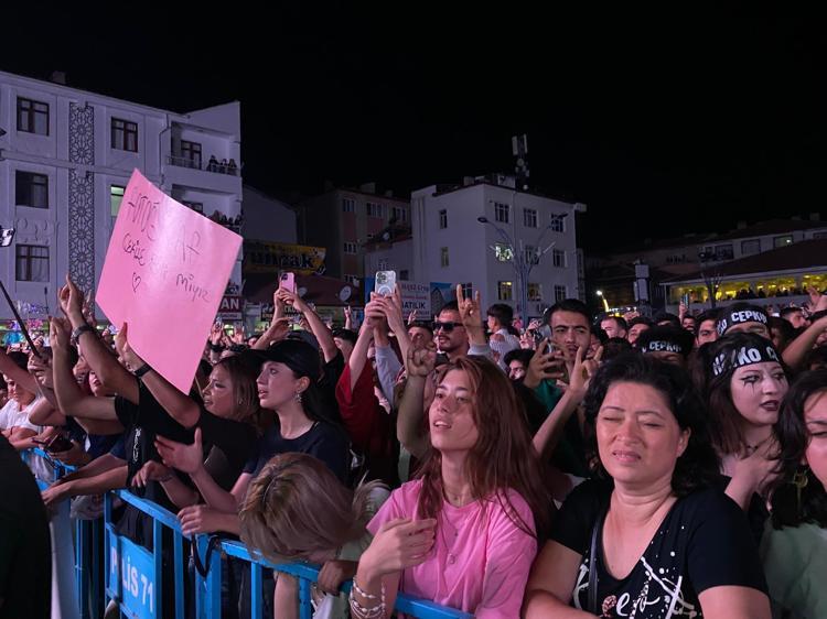 BAĞLAMA ÜSTADIMIZI DA YANIMIZDA GETİRDİK