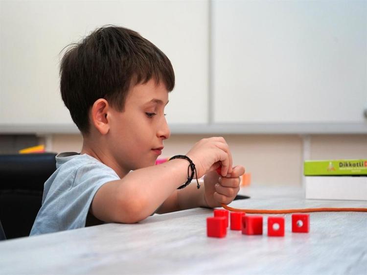 ERASMUS PROJELERİYLE AVRUPAYA AÇILIYOR