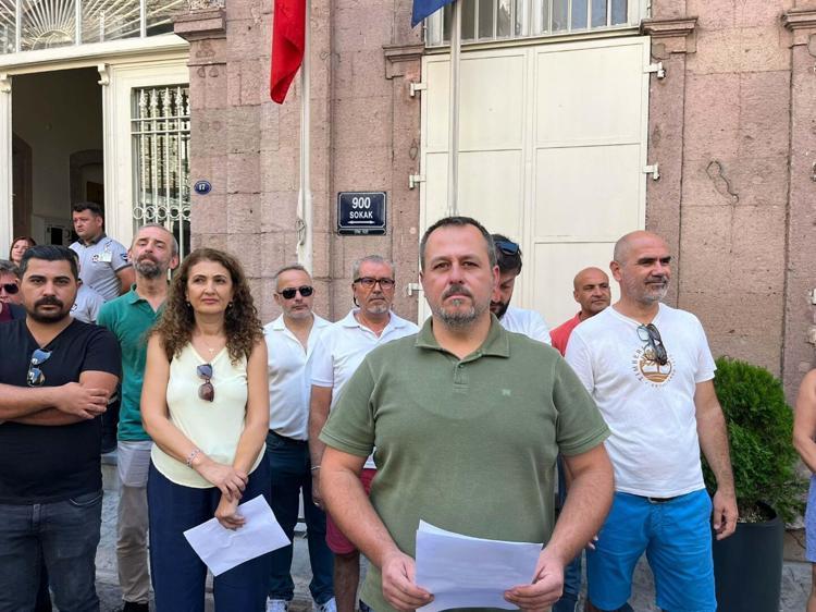 DEPREM KORKUSUYLA SATTIĞIMIZ EVLERİN PARASINI YATIRDIK