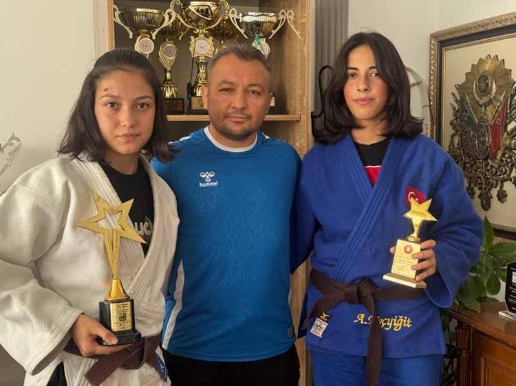 ‘MOTİVE ETMEK ADINA SÖZ VERDİM’