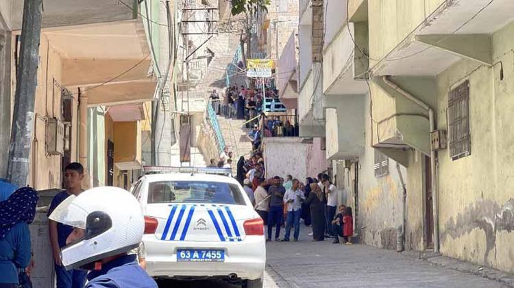 EŞİNİ ÖLDÜRÜP, İNTİHAR ETMİŞ