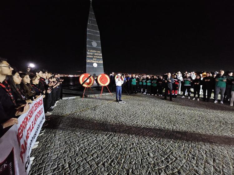 ‘KENTSEL DÖNÜŞÜM KAVRAMI TÜRKİYE’NİN GÜNDEMİNE GİRDİ’