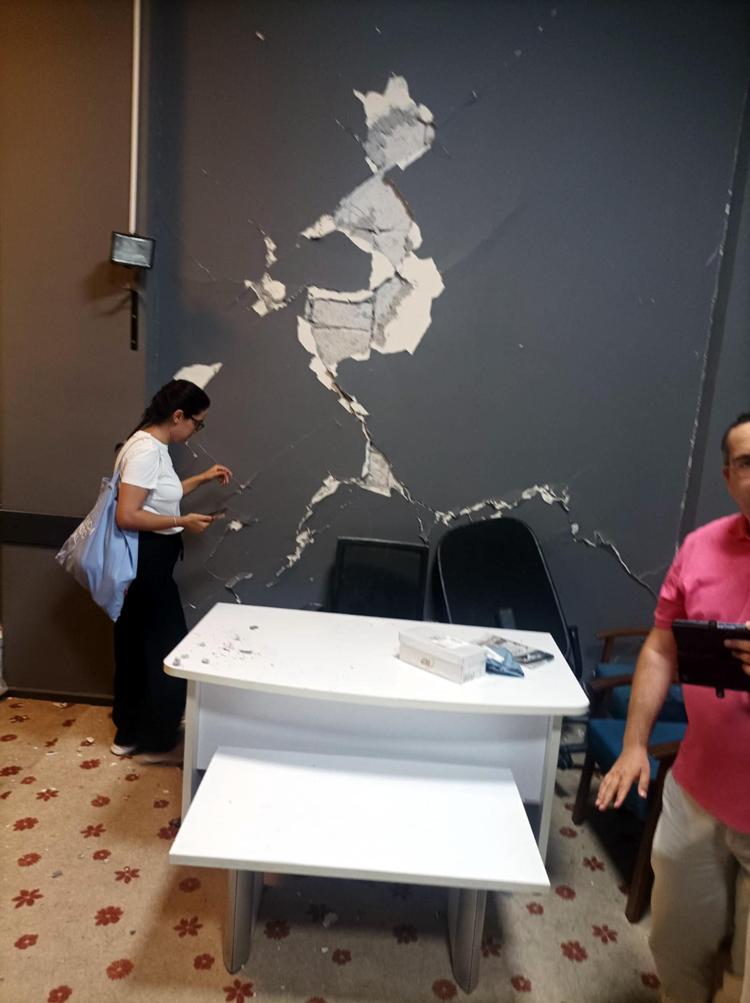 BİNALARIN ALTINDA İŞ YERİ OLMASI TEHLİKELİ