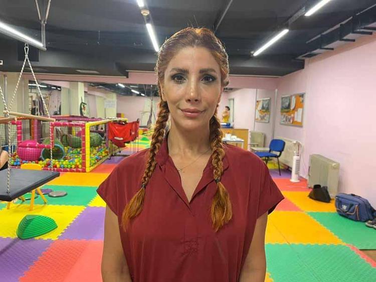 ÇOCUKLARLA HAYVANLAR ARASINDA SEVGİ BAĞI OLUŞUYOR