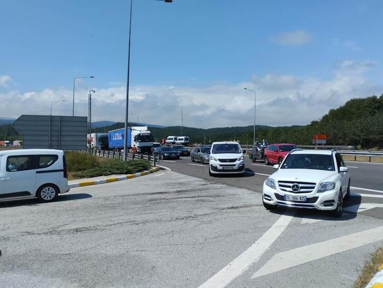 2,5 SAAT SONRA ULAŞIM NORMALE DÖNDÜ