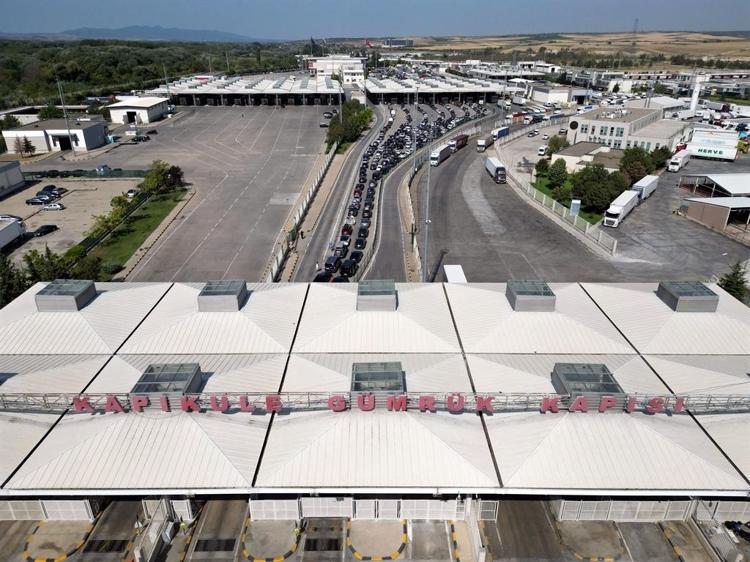 GEÇİŞ SÜRELERİNDE FARK AÇILDI